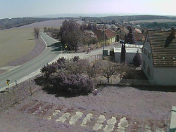 Vjezd do obce ze severu