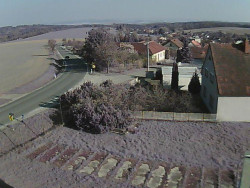 Vjezd do obce ze severu