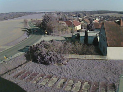 Vjezd do obce ze severu