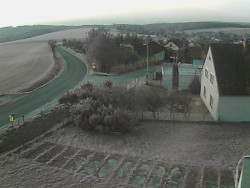 Vjezd do obce ze severu