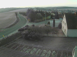 Vjezd do obce ze severu