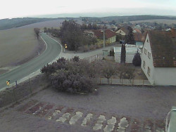 Vjezd do obce ze severu