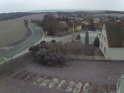 Vjezd do obce ze severu