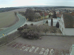 Vjezd do obce ze severu