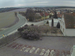 Vjezd do obce ze severu