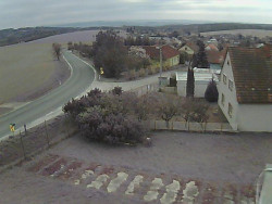 Vjezd do obce ze severu