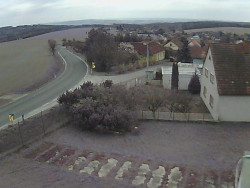 Vjezd do obce ze severu