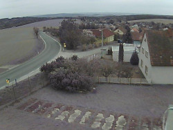 Vjezd do obce ze severu