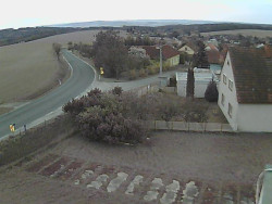 Vjezd do obce ze severu