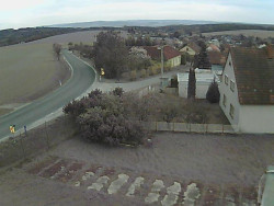 Vjezd do obce ze severu