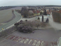 Vjezd do obce ze severu