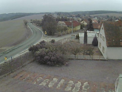 Vjezd do obce ze severu