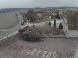 Vjezd do obce ze severu