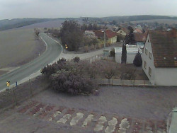 Vjezd do obce ze severu