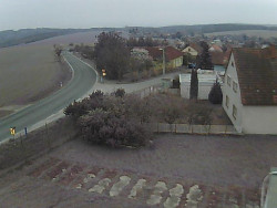 Vjezd do obce ze severu