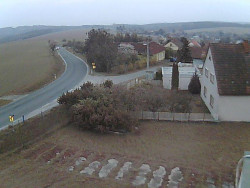 Vjezd do obce ze severu