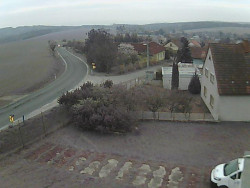 Vjezd do obce ze severu