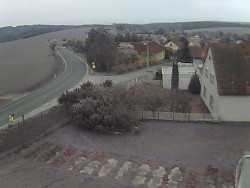 Vjezd do obce ze severu