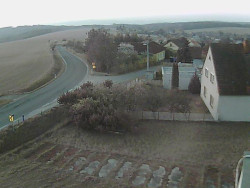 Vjezd do obce ze severu