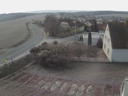 Vjezd do obce ze severu