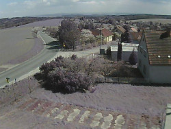 Vjezd do obce ze severu