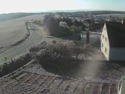 Vjezd do obce ze severu