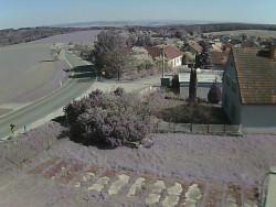 Vjezd do obce ze severu