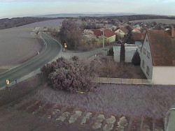 Vjezd do obce ze severu