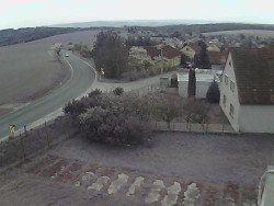 Vjezd do obce ze severu