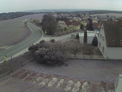 Vjezd do obce ze severu