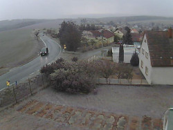 Vjezd do obce ze severu