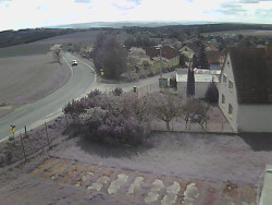 Vjezd do obce ze severu