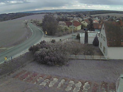 Vjezd do obce ze severu