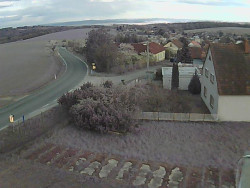 Vjezd do obce ze severu