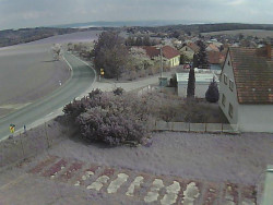 Vjezd do obce ze severu