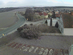 Vjezd do obce ze severu