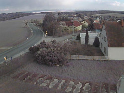 Vjezd do obce ze severu