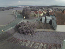 Vjezd do obce ze severu