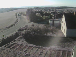 Vjezd do obce ze severu