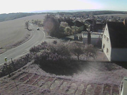 Vjezd do obce ze severu