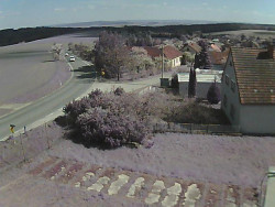 Vjezd do obce ze severu