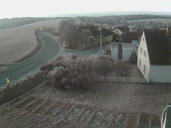 Vjezd do obce ze severu