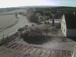 Vjezd do obce ze severu