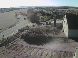 Vjezd do obce ze severu