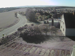 Vjezd do obce ze severu