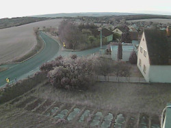 Vjezd do obce ze severu