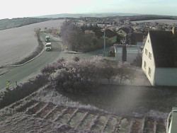 Vjezd do obce ze severu