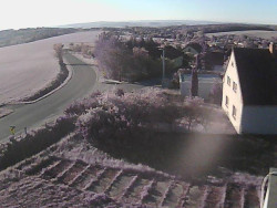 Vjezd do obce ze severu