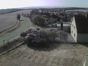 Obec Ježkovice - Vjezd do obce ze severu - 27.5.2026 v 08:30 Obec Ježkovice - Vjezd do obce ze severu - 27.5.2026 v 08:30