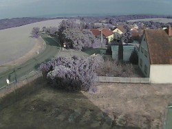 Vjezd do obce ze severu
